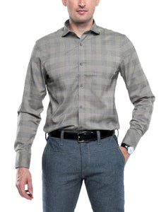 BAIL Long Sleeve Plaid Shirt